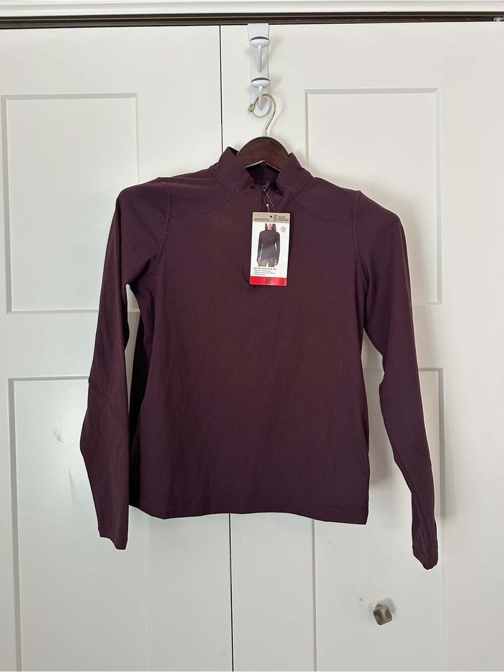 Mondetta Ribbed Mock-Neck Pullover in Plum NWT‎ M